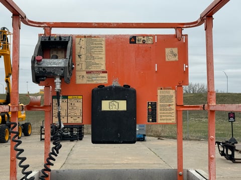 2007 JLG 3246ES Electric Scissor Lift  — photo 13