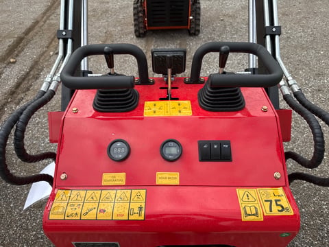 2026 Sdlool SL-323TZ Mini Skid Steer Loader (Unused) — photo 8