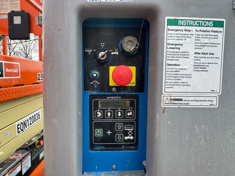 2019 Genie GR-20 Vertical Mast Lift Inoperable — photo 8