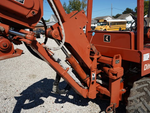 2000 Ditch Witch 5110DD 4X4 Cable Plow — photo 28