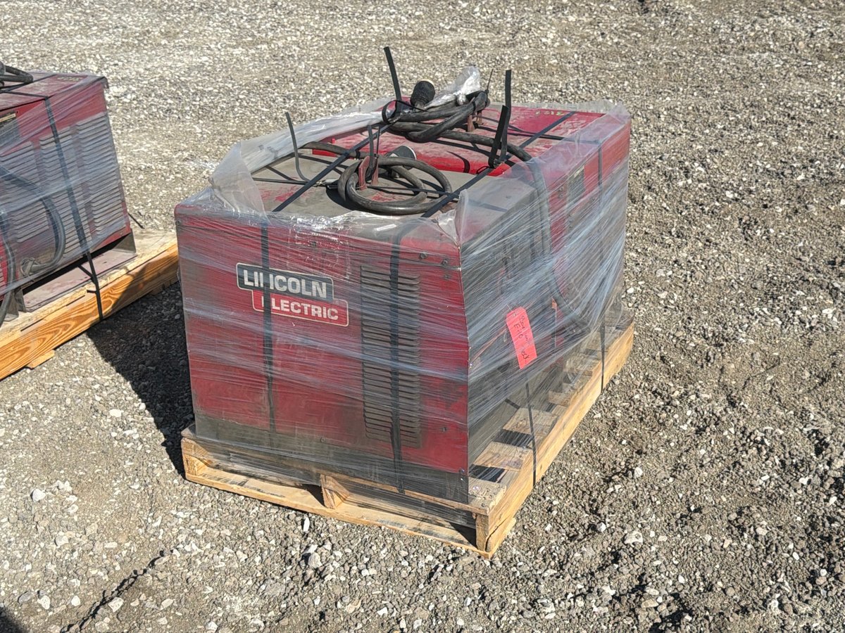 (2) Lincoln Electric Idealarc CV-305 MIG Welder Power Sources
