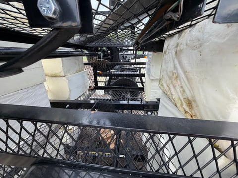 Qty of (4) 2027 Carry-On Trailers Z5X8GW2K — photo 5