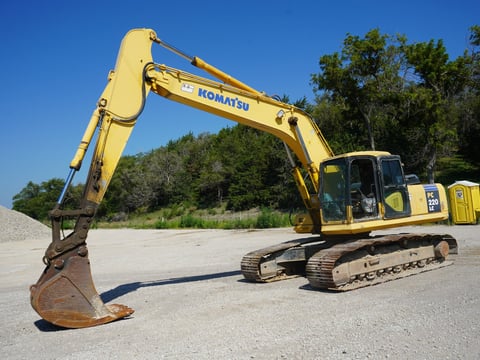 2002 Komatsu PC220LC-7L Hydraulic Excavator — photo 1