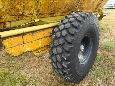 Pull-Type Dump Wagon  — photo 11