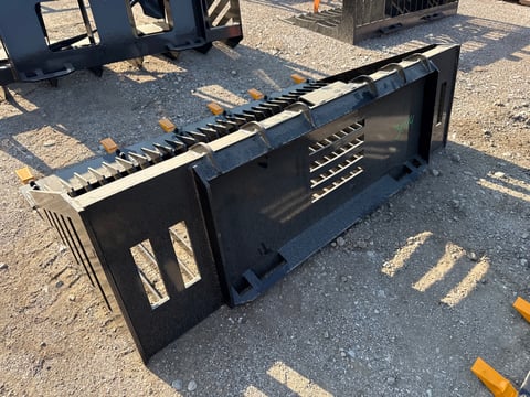 2026 Giyi Gy-RB66 Skid Steer Rock Bucket (Unused) — photo 3