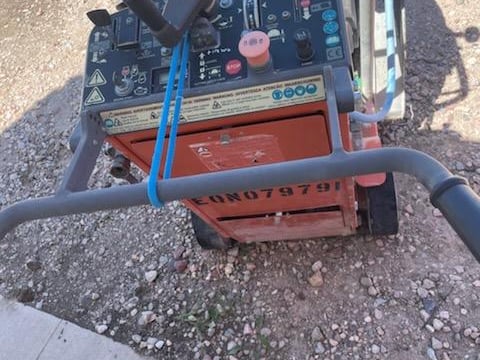 Husqvarna FS524 Walk Behind Concrete Saw — photo 3
