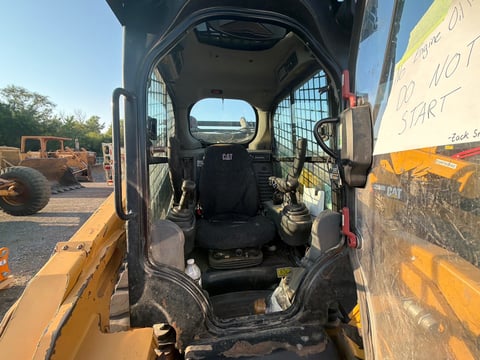 2018 Caterpillar 299D2 XHP Forestry Package Compact Track Loader - No Mulcher Head - Inoperable, Needs New Engine, Selling As-Is — photo 18