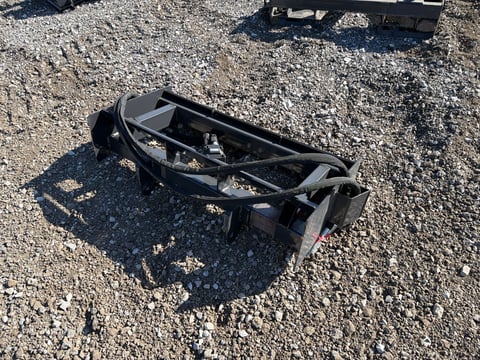 LandHonor Skid Steer to 3-Point Hitch PTO Adapter, Hydraulic (Unused) — photo 2