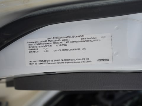 2023 Freightliner M2 106 17ft Flatbed Truck — photo 6