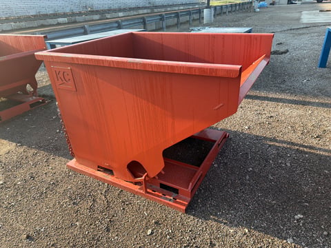 Kit Containers 2 Yard Self Dumping Hopper — photo 2