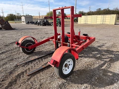 2016 Spirit of America 45LR Hydraulic Pallet Fork Trailer — photo 4