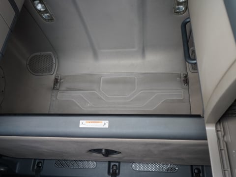2011 Freightliner Cascadia T/A Sleeper Truck — photo 23