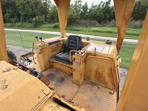 Caterpillar 977 Crawler Loader — photo 15