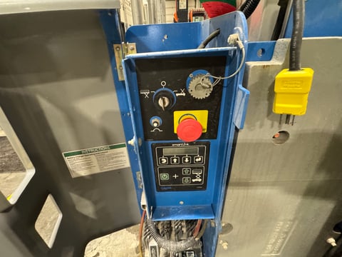 2019 Genie GR-20 Vertical Mast Lift  — photo 10