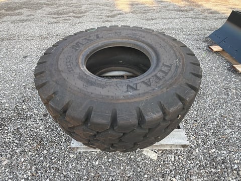 Titan MXL 20.5R25 Wheel Loader Tire — photo 3