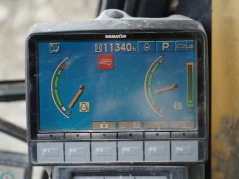 2006 Komatsu PC220LC-8 Hydraulic Excavator — photo 6