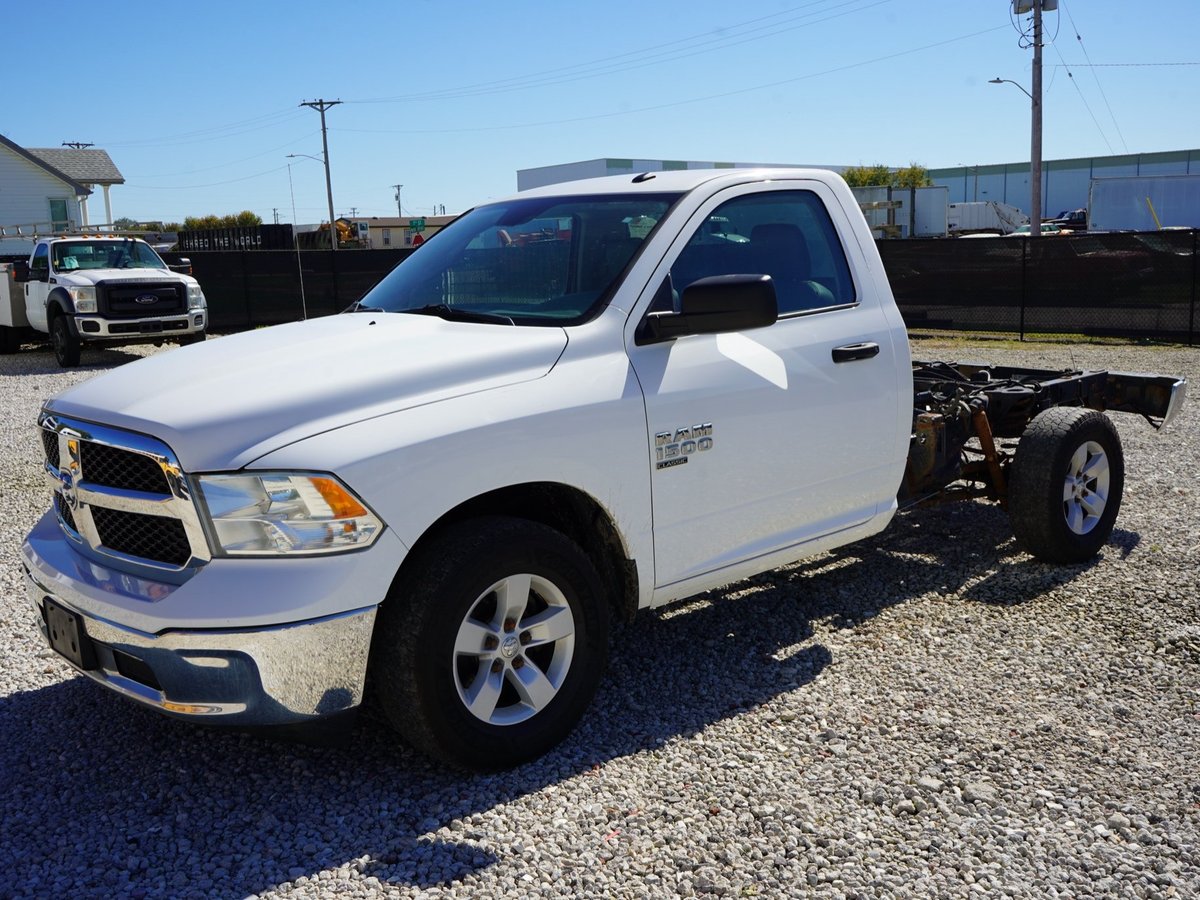 2020 RAM 1500 Classic Regular Cab & Chassis Truck