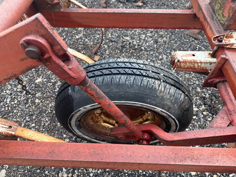 International Harvester 45 Vibra Shank Field Cultivator — photo 5