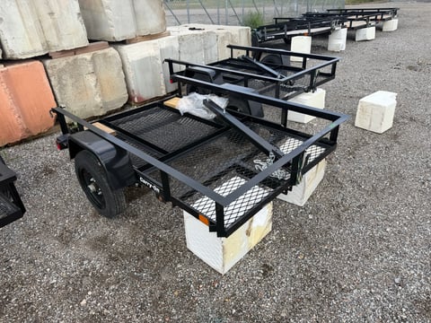 Carry-On 4ft x 6ft Mesh Floor Utility Trailer — No Title, Bill of Sale Only — photo 3