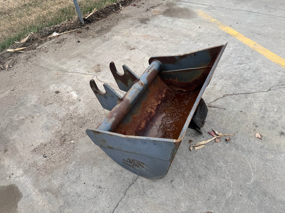 36" BUCKET