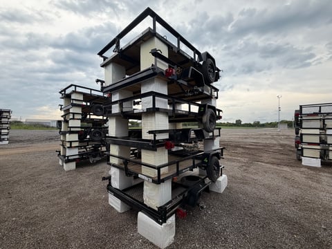 Qty of (6) 2027 Carry-On Trailers Z5X8GW2K — photo 3