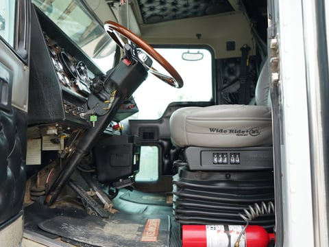 1998 Kenworth T800 T/A  Allison Automatic - Sleeper Truck — photo 33