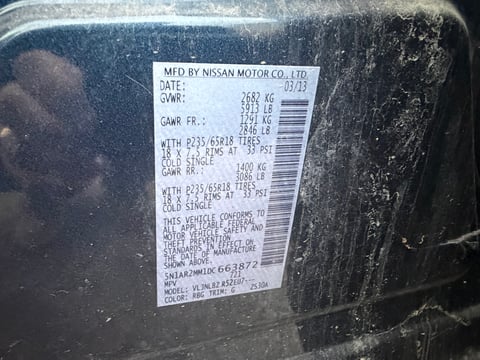 2013 Nissan Pathfinder 4WD SUV — photo 7