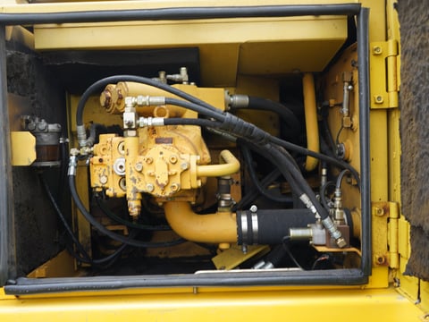 1996 Komatsu PC220LC-6LC Hydraulic Excavator — photo 41