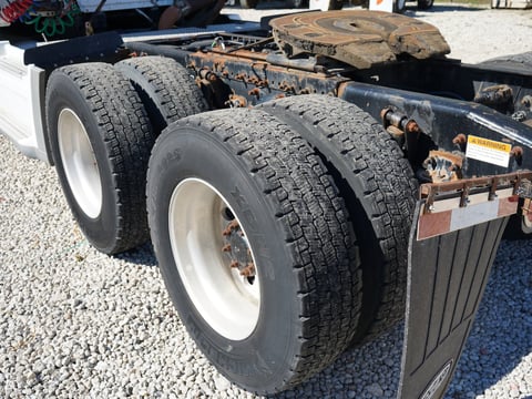 2011 Freightliner Cascadia T/A Sleeper Truck — photo 38