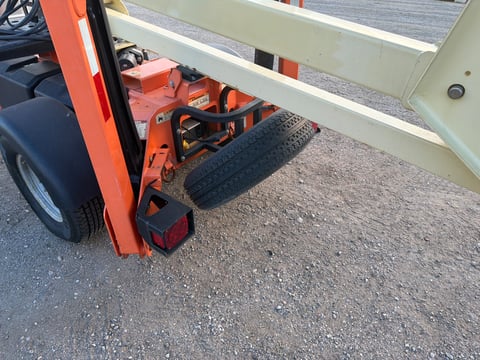 2019 JLG T350 Boom Lift 35' Towable Articulated — photo 18
