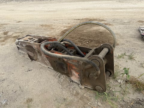 NPK GH-10 Hydraulic Breaker Hammer — photo 6