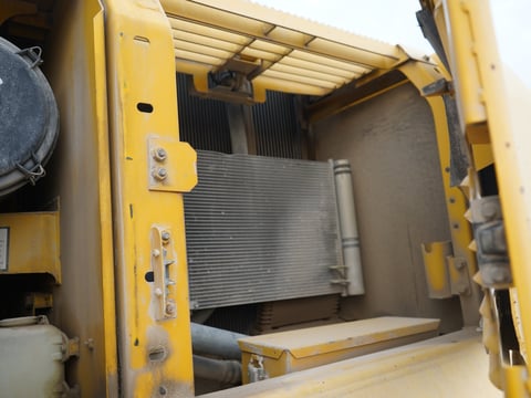 2006 Komatsu PC220LC-8 Hydraulic Excavator — photo 38