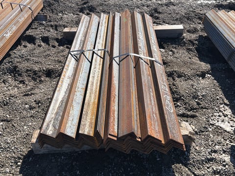 (75+) 3in x 2in Steel Angle Iron, 2 Bundles, 60in & 60.5in Long — photo 2