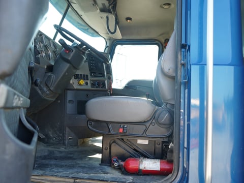 2014 Mack Granite GU713 Quad/A Dump Truck — photo 10