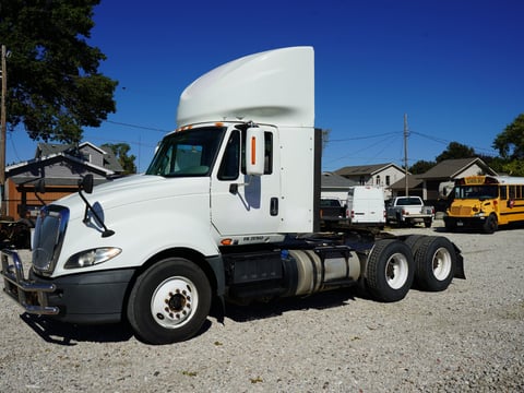 2016 International LF687 ProStar+ T/A Daycab Truck Tractor — photo 1