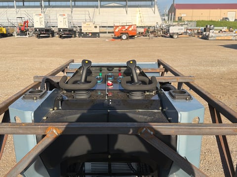 2026 SDLANCH SSL1200 Diesel Skid Steer Loader (Unused) — photo 8
