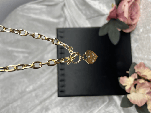 שרשרת לב לולאות