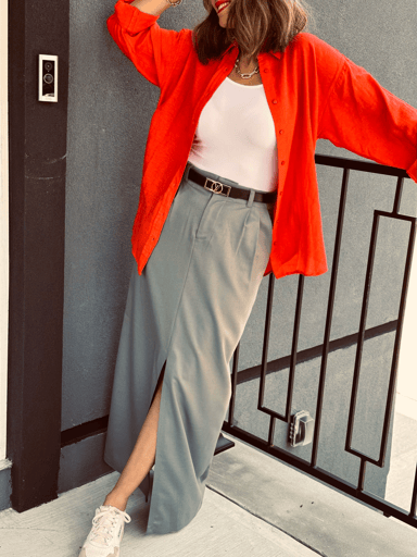 Debbie Grey- חצאית מחויטת אפורה