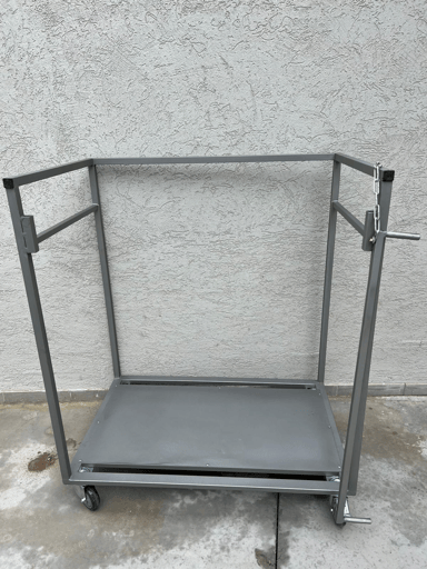 עגלה לכיסאות פלסטיק