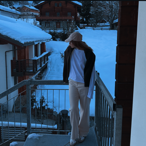 בייסיק ארוכה בריז לבן