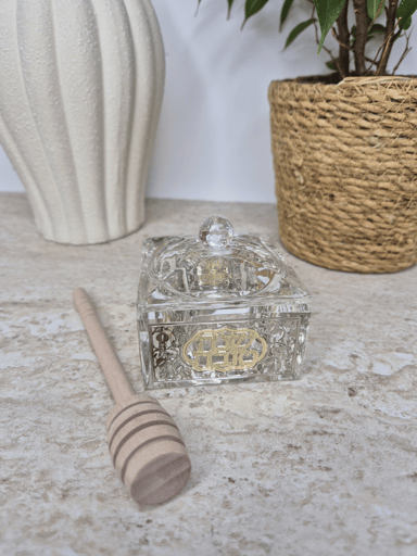 דבשייה קריסטל יוקרתית עם פלקטה מעוטרת לשנה מתוקה בסטייל