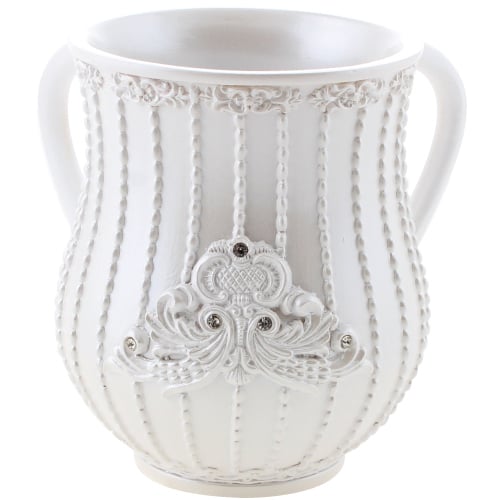 נטלה מהודרת מפוליריזן בשיבוץ אבנים ועיטורים