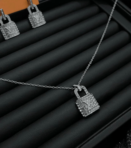 שרשרת לואיס ויטון מנעול כסף