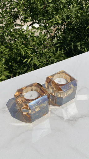 זוג פמוטי קריסטל בושם בגוון זהב