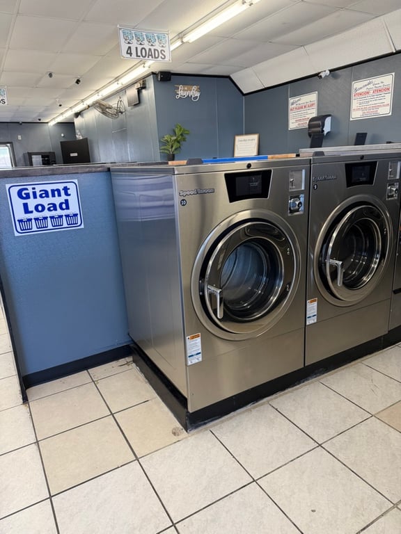 Laundromat facility
