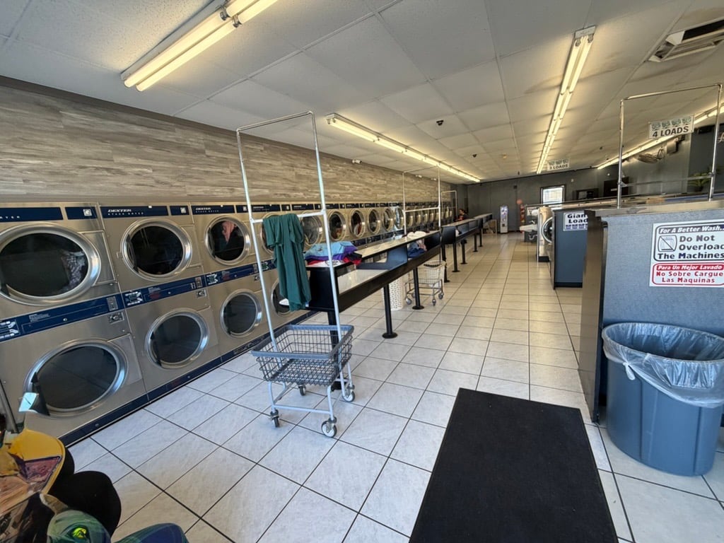 Laundromat facility