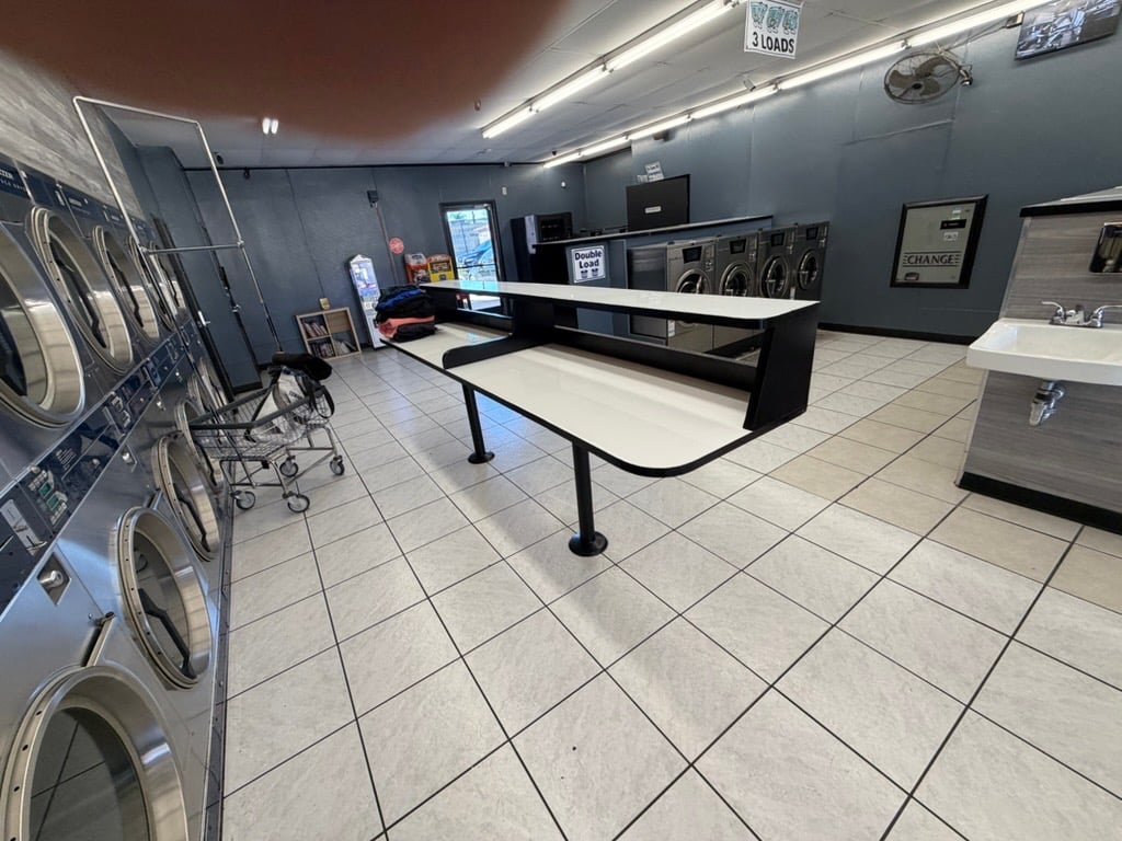 Laundromat facility