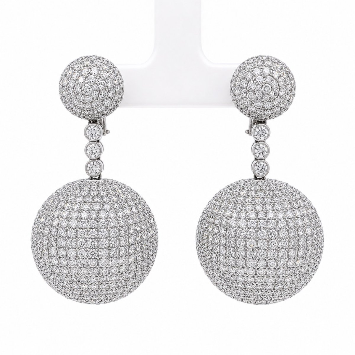 18K White Gold 32.00 Ct. Diamond Earrings