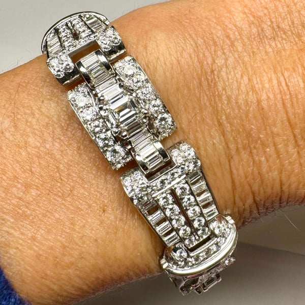 Art Deco Platinum 25.20 Ct. Diamond Bracelet