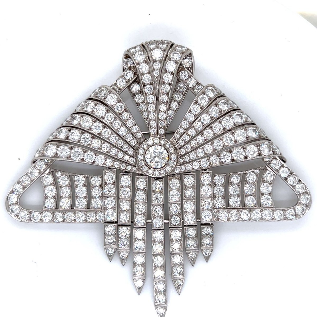 Art Deco Platinum 25.20 Ct. Diamond Brooch